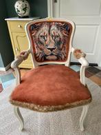 vintage restyle stoel "Lion King", Hout, Minder dan 75 cm, Klassiek brocant vintage restyle leeuw safari, Ophalen of Verzenden