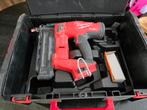 Milwaukee M18 FN18GS afwerktacker te koop, Doe-het-zelf en Verbouw, Gereedschap | Overige machines, Ophalen, Zo goed als nieuw