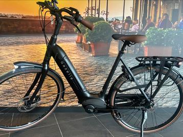 ❗️Gazelle Grenoble C8 Smart systeem DEMO❗️  500 wh 57 cm beschikbaar voor biedingen