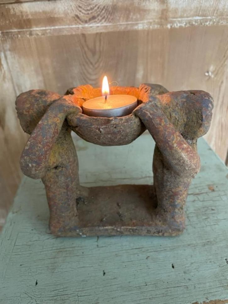 Vintage terracotta waxine houder Mexico. Mannen met schaal, Antiek en Kunst, Kunst | Niet-Westerse kunst, Ophalen