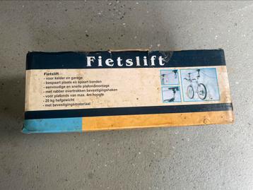 Fiets lift ongeopend beschikbaar voor biedingen