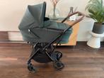 Set kinderwagen Leona² + wieg + voetenzak + accessoires NEW, Ophalen, Zo goed als nieuw, Maxi-Cosi, Voetenzak