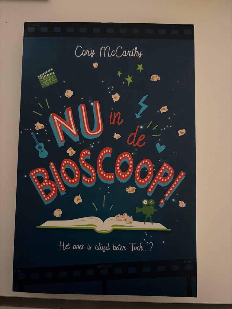 Nu in de bioscoop! - Cory McCarthy, Ophalen of Verzenden, Zo goed als nieuw, Film- of Tv-bewerking