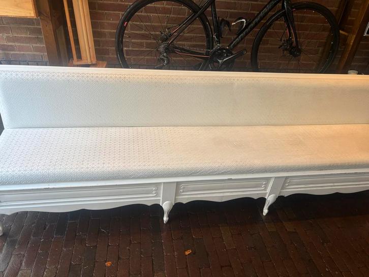 Mooie kerkbank - Opknapper, Antiek en Kunst, Antiek | Meubels | Stoelen en Banken, Ophalen of Verzenden