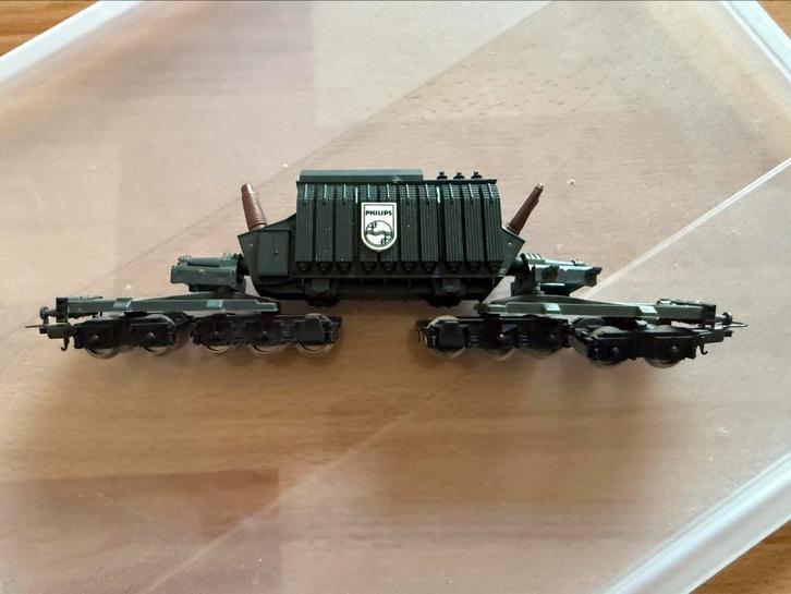 8 Jouef H0 wagonnetjes 1970 – kraan + brugstuk, Hobby en Vrije tijd, Modeltreinen | H0, Zo goed als nieuw, Wagon, Gelijkstroom