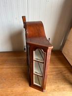 Hang vitrinekastje, Huis en Inrichting, Kasten | Vitrinekasten, Ophalen, Minder dan 50 cm, Gebruikt, Minder dan 25 cm