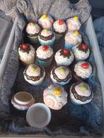 riverdale verzameling keramieken cupcakes, Gebruikt, Overige kleuren, Aardewerk of Porselein, Ophalen of Verzenden