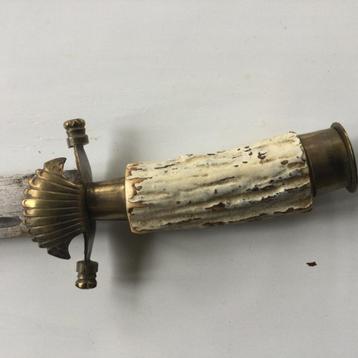 Javaanse dolk / model hartvanger beschikbaar voor biedingen