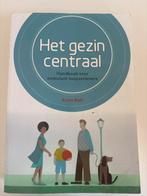 Arjan Bolt - Het gezin centraal, Ophalen of Verzenden, Zo goed als nieuw, Arjan Bolt