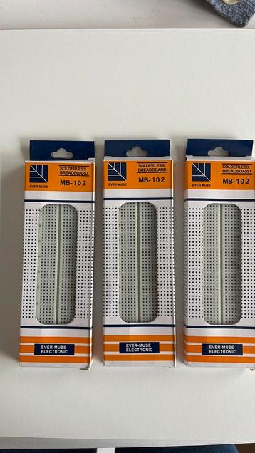 Breadboard voor electronica hobby en ict/techniekles school beschikbaar voor biedingen