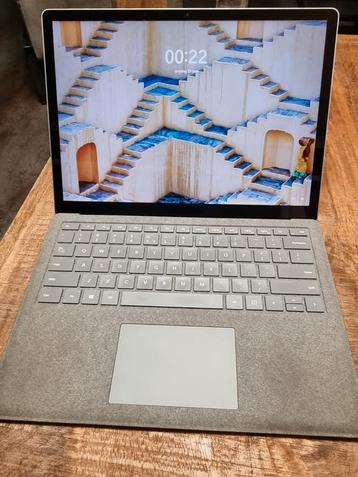Microsoft surface laptop  beschikbaar voor biedingen