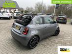 Fiat 500e La Prima 42 kWh|Camera|PDC|Navi|Leer|Stoelverwarmi, Auto's, Fiat, Gebruikt, Beige, Te koop, 57 €/maand