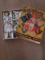 Magnetische aankleedpop tover jurkjes jaren 60, Antiek en Kunst, Ophalen of Verzenden