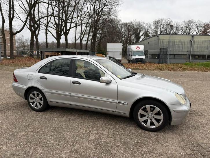 Mercedes-Benz C-Klasse 2.2 CDI C200 Sedan AUT 2003 Grijs, Auto's, Mercedes-Benz, Particulier, C-Klasse, Diesel, D, Sedan, Automaat