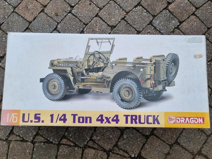 Dragon US Willys jeep bouwdoos 1/6 compleet, Hobby en Vrije tijd, Modelbouw | Auto's en Voertuigen, Zo goed als nieuw, Auto, Groter dan 1:32