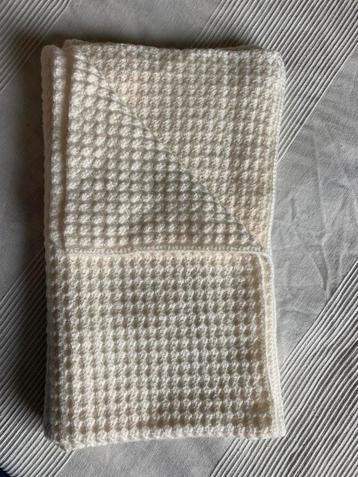 Gehaakte deken beschikbaar voor biedingen