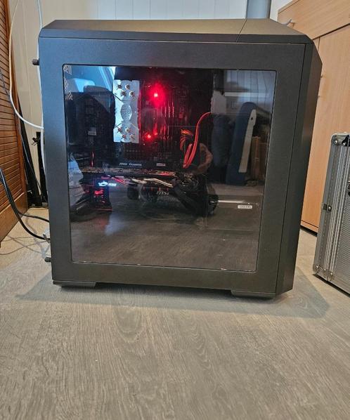 PC Desktop compleet, Computers en Software, Desktop Pc's, Zo goed als nieuw, 3 tot 4 Ghz, HDD, SSD, 32 GB, Gaming, Ophalen