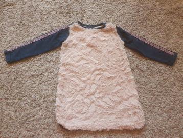 Wibra jurk fluffy 92 beschikbaar voor biedingen