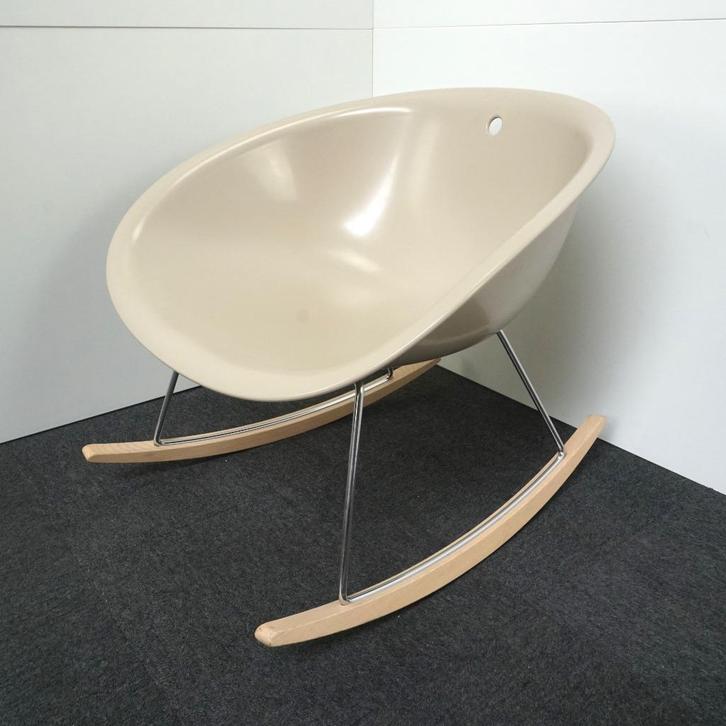 Pedrali Gliss Swing 350 Design Schommelstoel | Beige, Huis en Inrichting, Fauteuils, Gebruikt, Kunststof, 75 tot 100 cm, 75 tot 100 cm