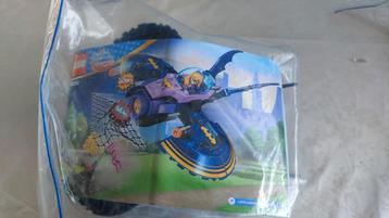 Lego friends super hero 41235 en 41230 beschikbaar voor biedingen
