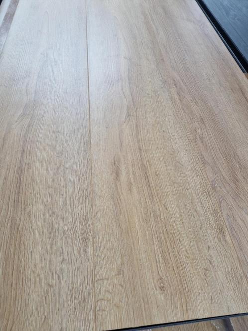 Grand Oak Nature laminaat bij ons  € 18,95 per m²!!, Huis en Inrichting, Stoffering | Vloerbedekking, Nieuw, Laminaat, 75 m² of meer