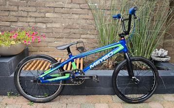 BMX MEYBO 530 PRO L  beschikbaar voor biedingen