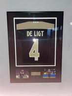 Gesigneerd en ingelijst shirt de Ligt Ajax (COA), Spelcomputers en Games, 1 speler, Ophalen of Verzenden, Zo goed als nieuw, Vanaf 3 jaar