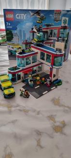 Lego 60330 Ziekenhuis, Kinderen en Baby's, Speelgoed | Duplo en Lego, Ophalen, Zo goed als nieuw, Complete set, Lego