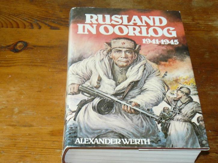 Rusland in oorlog 1941-1945 (oostfront, Wo2), Boeken, Oorlog en Militair, Zo goed als nieuw, Algemeen, Tweede Wereldoorlog, Ophalen of Verzenden