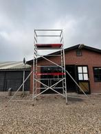 Altrex steiger, Doe-het-zelf en Verbouw, Steigers, Ophalen, Zo goed als nieuw, Rolsteiger of Kamersteiger, 5 meter of hoger