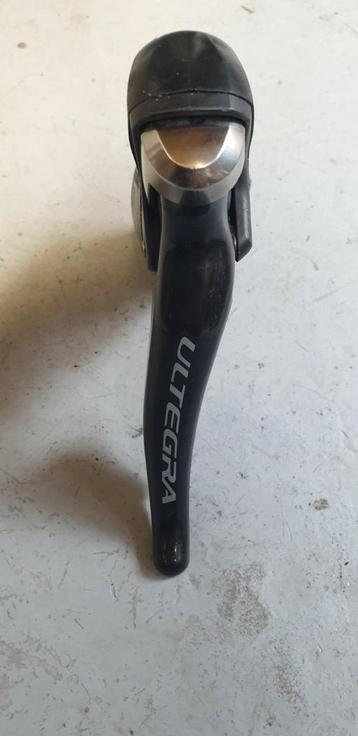 Rechter shifter Shimano Ultegra ST-6800 in nette staat beschikbaar voor biedingen