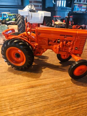 John Deere M1 Model Tractor beschikbaar voor biedingen