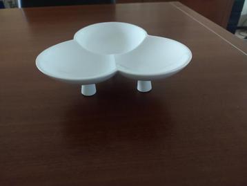 Snack presentatie schaaltje beschikbaar voor biedingen