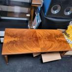 Mooie houten salontafel, Verzamelen, Retro, Ophalen, Huis en Inrichting