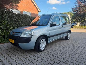 Peugeot Partner 1.6 16V XT Combi 2004 Grijs beschikbaar voor biedingen