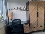 3 delig set bestaande uit kledingkast/bureau en stoel, Huis en Inrichting, Ophalen of Verzenden, Zo goed als nieuw, 50 tot 75 cm