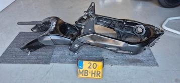 Aprilia RSV Tuono 2005 Frame met kenteken beschikbaar voor biedingen