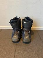 Snowboardschoenen maat 38, Sport en Fitness, Ophalen, Zo goed als nieuw, Schoenen
