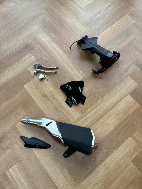 Nieuw: kentekenhouder, demper, hendels, windscherm kawa z900, Motoren, Onderdelen | Kawasaki, Nieuw, Ophalen of Verzenden