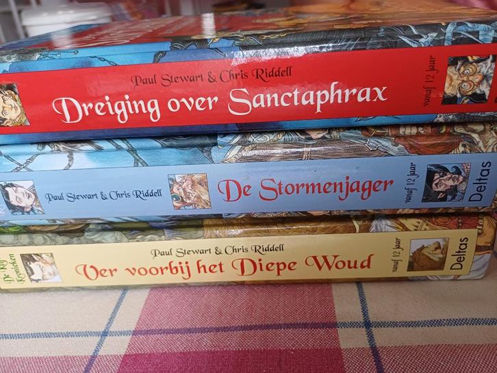 paul stewart & Chris Riddell. 3X Hc De klif-Kronieken., Boeken, Fantasy, Gelezen, Ophalen