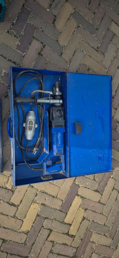 Diamantboor,  gatenboor te huur, huren, Doe-het-zelf en Verbouw, Gereedschap | Boormachines, Zo goed als nieuw, Kolomboormachine