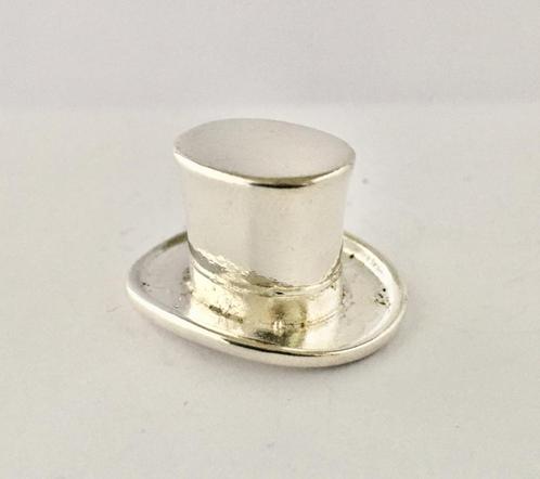 Zilveren miniatuur hoge hoed - top hat - speldenkussentje ⭐, Antiek en Kunst, Antiek | Goud en Zilver, Verzenden