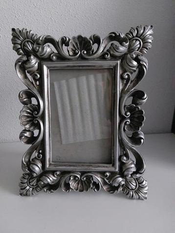 Houten fotolijst oudzilver vv glas. beschikbaar voor biedingen