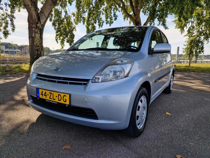 Daihatsu Sirion 1.3  5 deurs, airco, nieuwe koppeling., Auto's, Daihatsu, Bedrijf, Sirion, ABS, Airbags, Airconditioning, Centrale vergrendeling