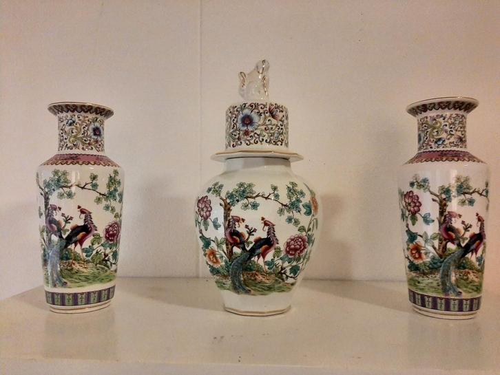 Chinees Porseleinen Kaststel - Decoratief, Antiek en Kunst, Antiek | Vazen, Ophalen of Verzenden