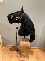 Mooi luxe zwart stokpaard hobby horse in hele goede staat, Ophalen of Verzenden, Zo goed als nieuw