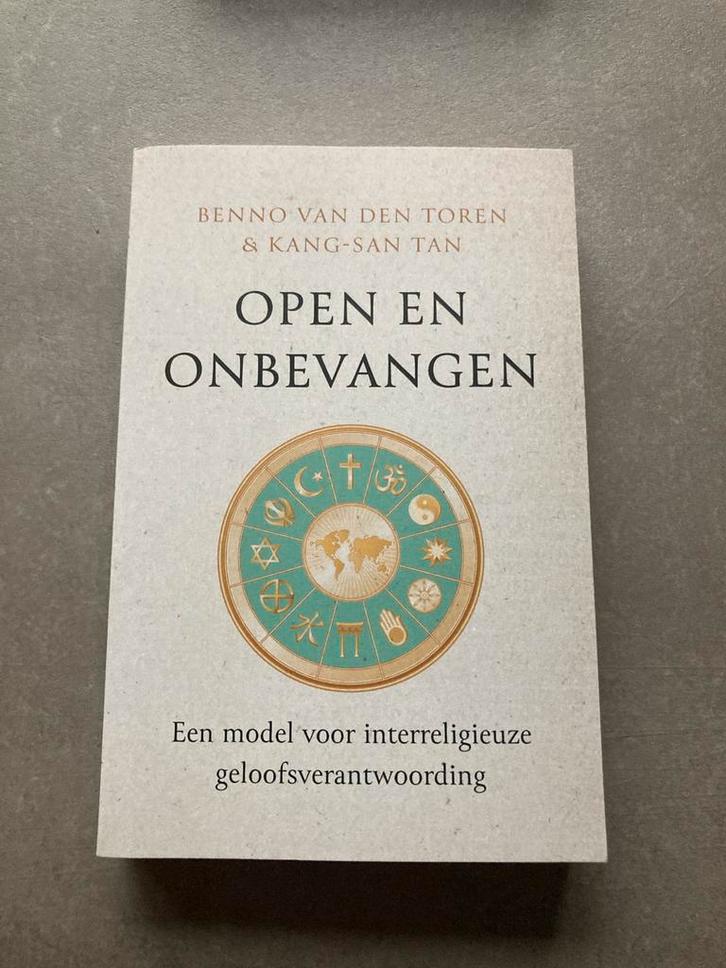 Open en Onbevangen - Interreligieuze Verantwoording, Boeken, Godsdienst en Theologie, Zo goed als nieuw, Christendom | Katholiek