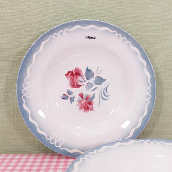 Vintage California - Maastricht servies diepe borden set 2, Huis en Inrichting, Keuken | Servies, Zo goed als nieuw, Bord(en)
