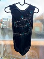 Turnpakje S Velours met blauwe en witte pailletten, Sport en Fitness, Turnen, Verzenden, Zo goed als nieuw, Turnpak(je)