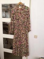 Boho Ibiza style jurk, trendy, roze/groen/ goud accent mt38, Kleding | Dames, Jurken, Groen, Maat 38/40 (M), Ophalen of Verzenden